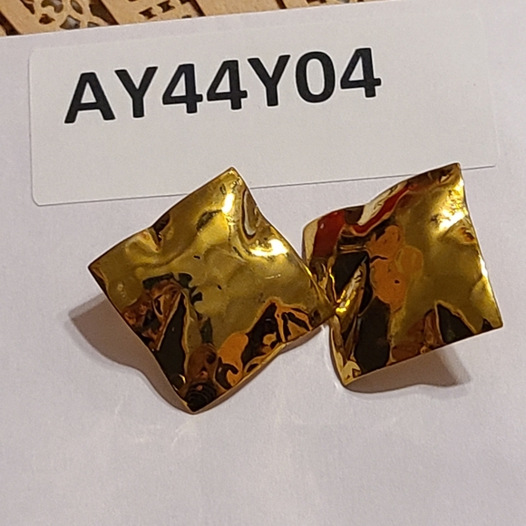 80's earrings Brass for sale - Picture 10 of 14